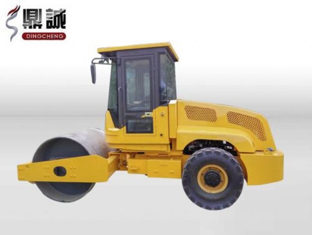 點(diǎn)擊查看詳細(xì)信息<br>標(biāo)題：6噸單鋼輪振動(dòng)壓路機(jī) 閱讀次數(shù)：12698